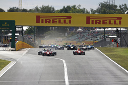 Kevin Ceccon , Arden International, davanti a Antonio Fuoco, Carlin, Jimmy Eriksson , Koiranen GP e