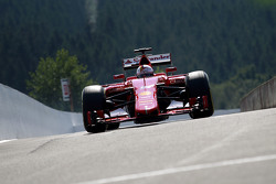 Sebastian Vettel, Ferrari SF15-T