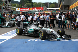 Primo posto Lewis Hamilton, Mercedes AMG F1 W06 e secondo posto Nico Rosberg, Mercedes AMG F1 W06