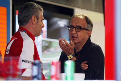 毛里齐奥•阿里瓦贝内, Ferrari Team Principal with 塞尔吉奥•马奇奥内, Ferrari President and CEO of Fiat Chrysler Automo