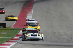 保时捷北美队912号保时捷911 RSR:约格·伯格麦斯特、厄尔·班博