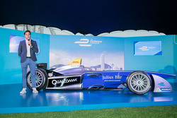 Una monoposto di Formula E a Hong Kong con Nelson Piquet Jr.