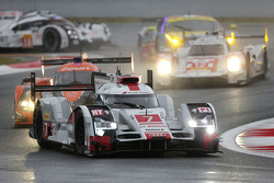#7 Audi Sport Team Joest Audi R18 e-tron quattro: Marcel Fässler, Andre Lotterer, Benoit Tréluyer