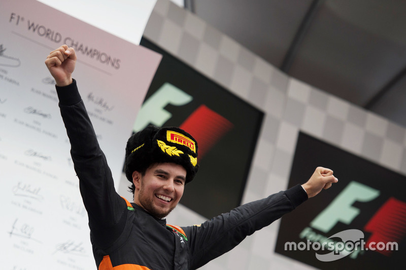 Sergio Pérez, Sahara Force India F1 celebra su tercer lugar en el podio