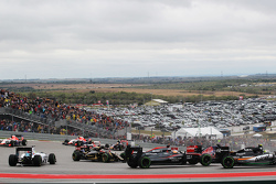 Fernando Alonso, McLaren MP4-30, mit Dreher nach dem Start