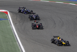 Alex Lynn, DAMS, leads Stoffel Vandoorne, ART Grand Prix and Mitch Evans, RUSSIAN TIME