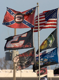 Banderas en el infield Daytona