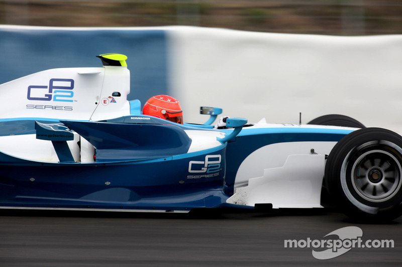 Міхаель Шумахер тестує болід GP2