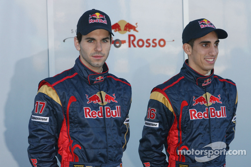 Algersuari ve Buemi, 2009 ve 2011 yılları araısnda iki buçuk yıl boyunca Toro Rosso'da yarıştılar.