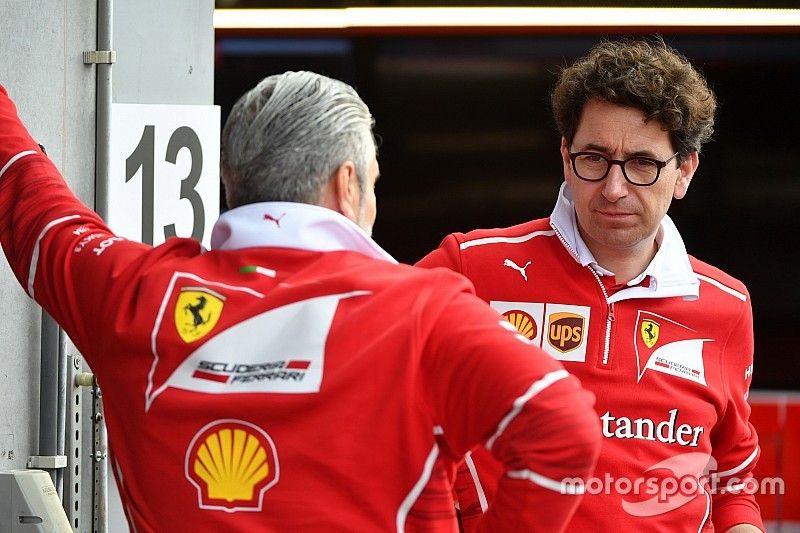 Maurizio Arrivabene, Ferrari Team Principal y Mattia Binotto, director técnico de Ferrari