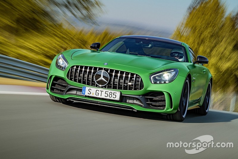La Mercedes-AMG GT R s'illustre sur le Nürburgring