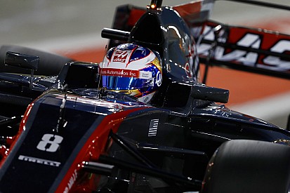Grosjean "surpris par le rythme de la Renault"