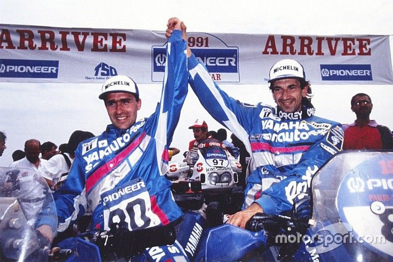 Ganadores St&eacute;phane Peterhansel, Yamaha, segundo lugar Thierry Magnaldi, Yamaha