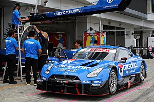 EBBRO 日産 GT-R R35 SUPER GT #12 CALSONIC EBBRO 日産 GT-R R35 SUPER GT #12 CALSONIC EBBRO Nissan GT-R No. 12