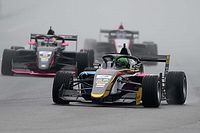 Alders szalał w deszczu