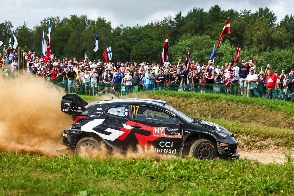 S&eacute;bastien Ogier, Vincent Landais, Toyota Gazoo Racing WRT Toyota GR Yaris Rally1