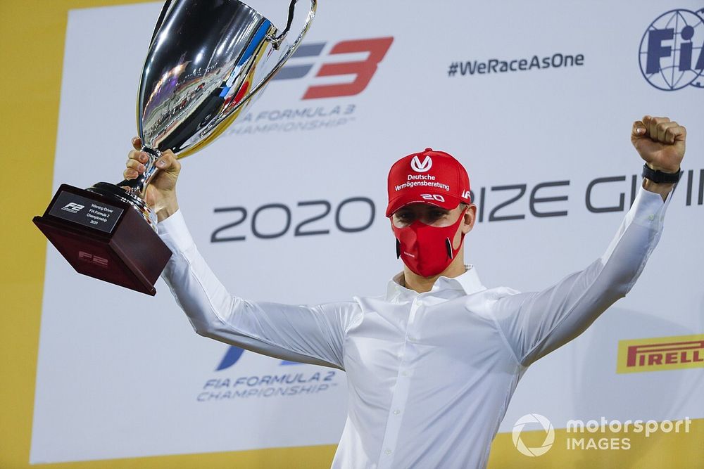 Mick Schumacher, Prema Racing, with his championship trophy
