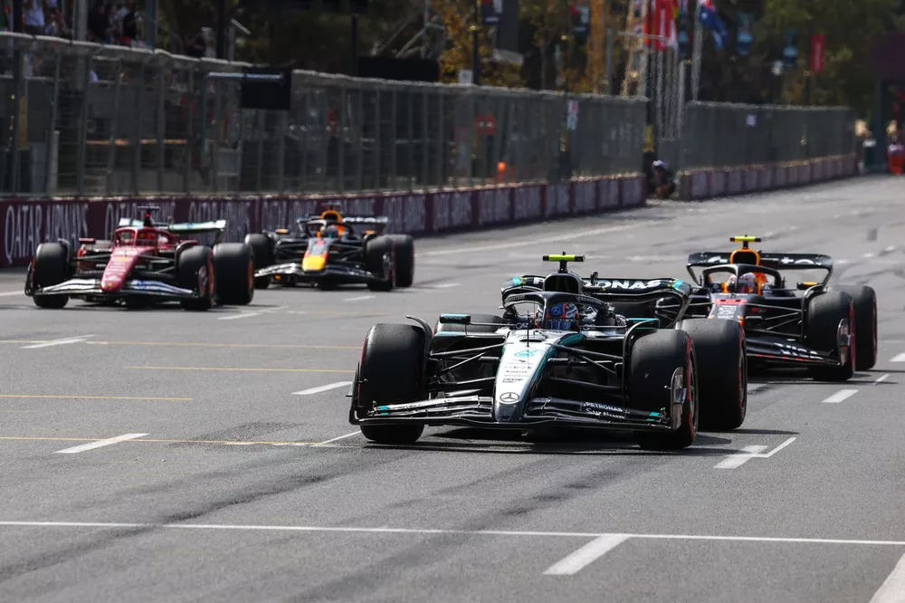 Charles Leclerc, Ferrari, Max Verstappen, Red Bull Racing, Yuki Tsunoda, Red Bull Racing Team, Andrea Kimi Antonelli, Mercedes