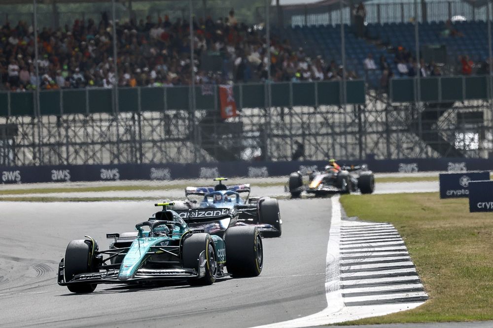 Fernando Alonso, Aston Martin AMR23, Pierre Gasly, Alpine A523