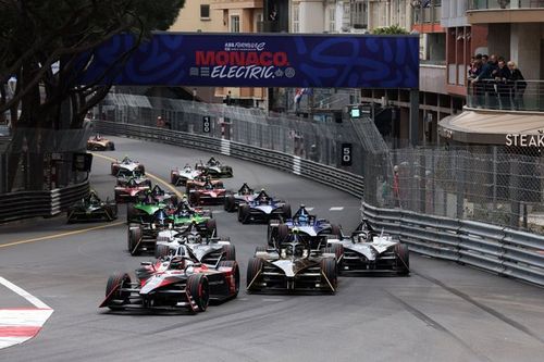 El 'Attack Mode' cambia en Berlín por las dudas con las baterías de la Fórmula E