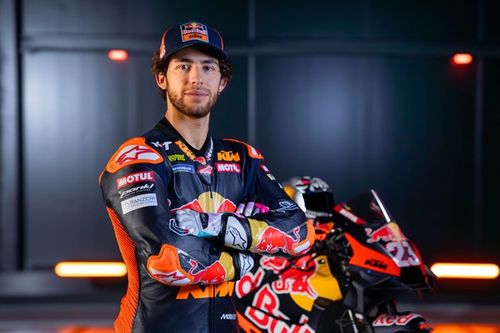 Bastianini se da 3 ó 4 carreras para ser competitivo con la KTM