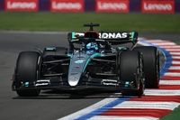 Russell na czele, Albon spowodował poważną kolizję