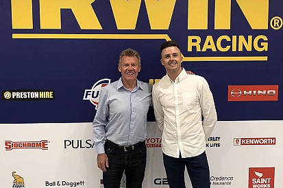 Ford star Winterbottom completes Holden switch
