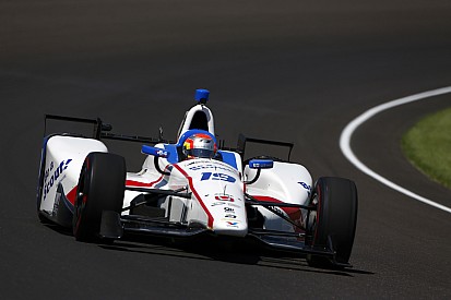 Indy 500: Jones clocks 233mph in final practice before qualifying