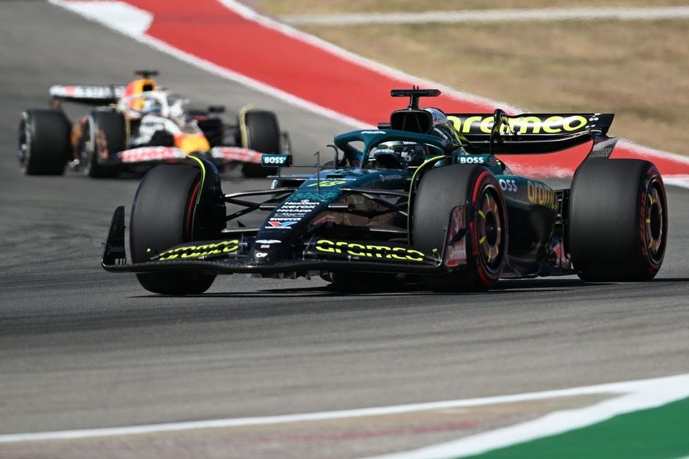 Aston Martin admite un incumplimiento procesal del límite de costos de la F1 por firma de auditor retrasada