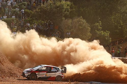 Latvala manda y Ogier abandona en Italia