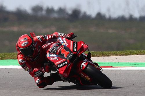 Bagnaia cierra el test en Portimao al frente de la clasificación 