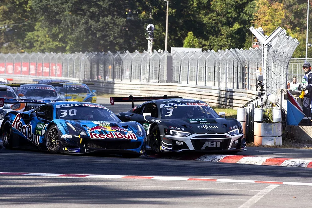 Start action, Nick Cassidy, AF Corse Ferrari 488 GT3 Evo, Liam Lawson, AF Corse Ferrari 488 GT3 Evo, Kelvin van der Linde, Abt Sportsline Audi R8 LMS GT3
