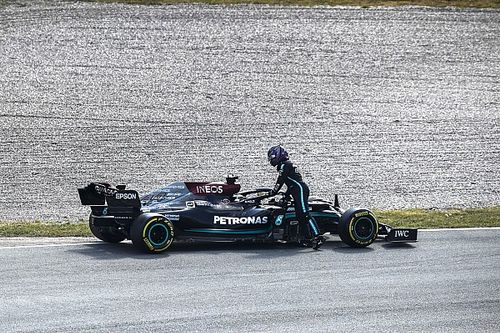 Hamilton se apoyará en Bottas tras su problema en la FP2