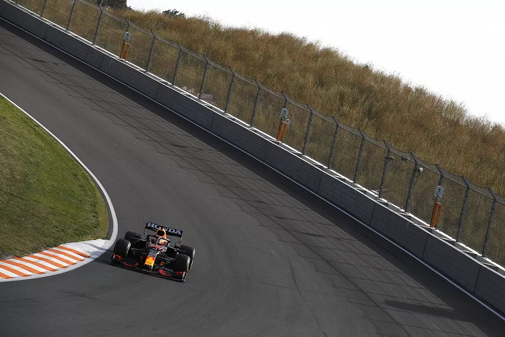 Max Verstappen, Red Bull Racing RB16B