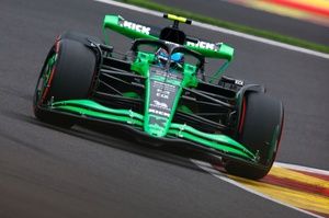 Zhou bez dobrej prasy