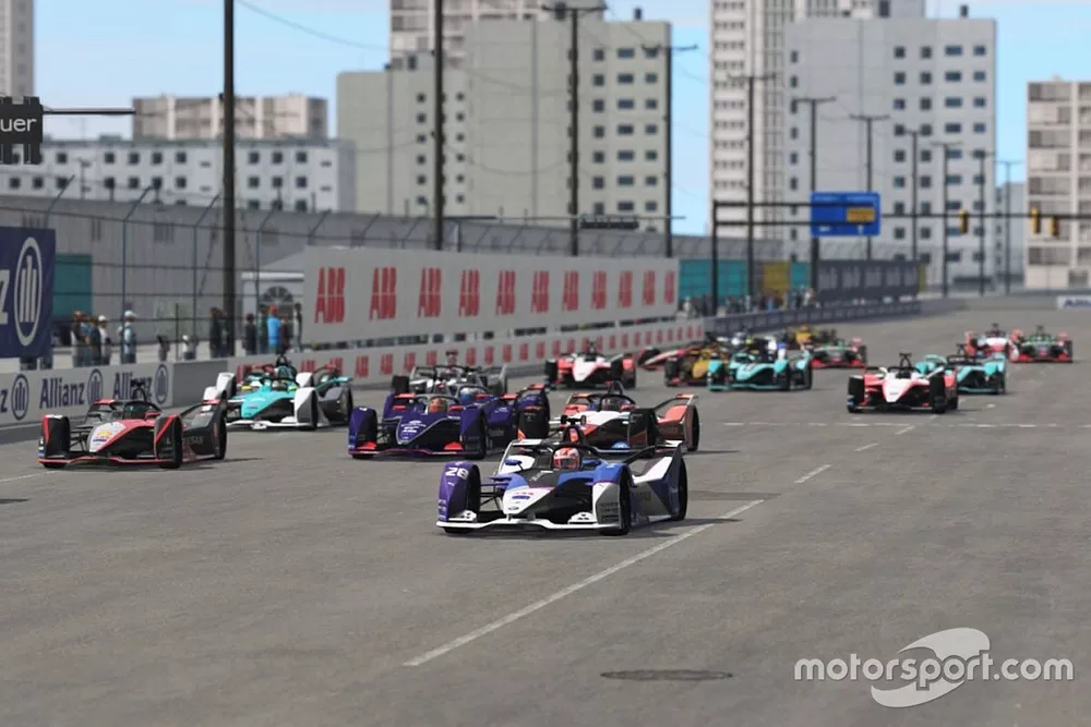 Maximilian G&uuml;nther, BMW I Andretti Motorsports leads at the start