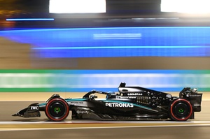 メルセデス F1 2023シーズン レインコート ハミルトン ラッセル メルセデス F1 2023シーズン レインコート ハミルトン ラッセル