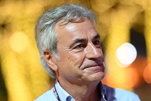 EXCLUSIVO: Carlos Sainz pai considera candidatura à presidência da FIA contra Ben Sulayem