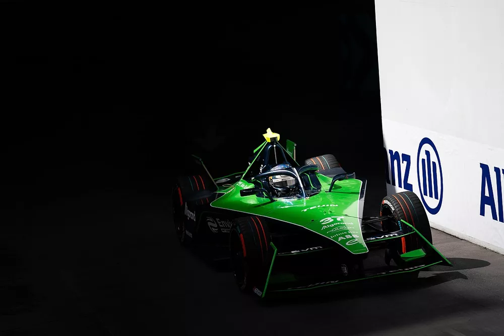 Nick Cassidy, Envision Racing, Jaguar I-TYPE 6 