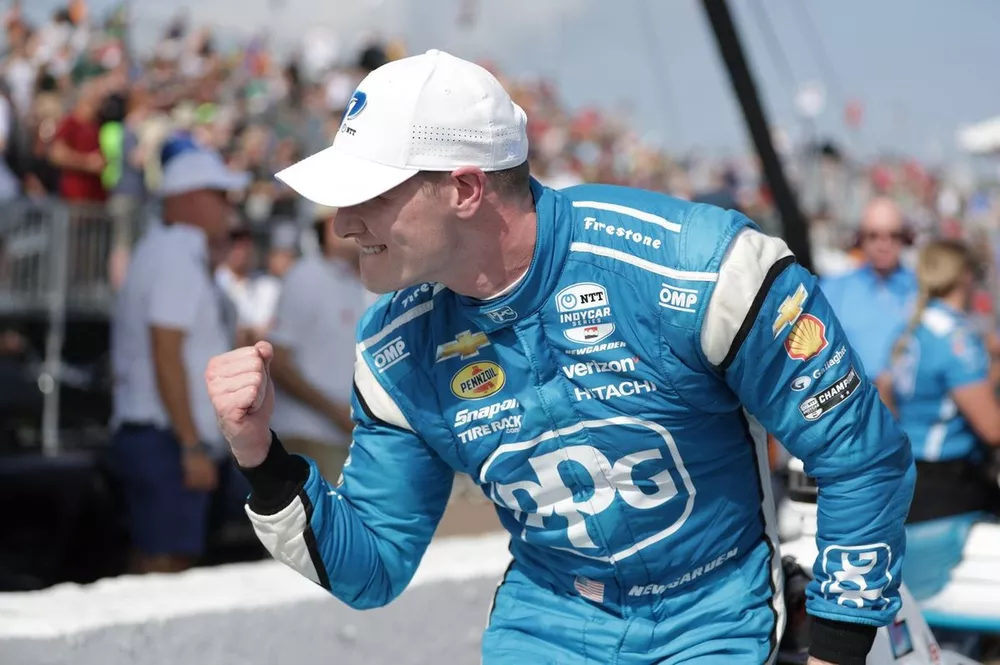 Josef Newgarden, Team Penske Chevrolet celebrates winning the P1 Award