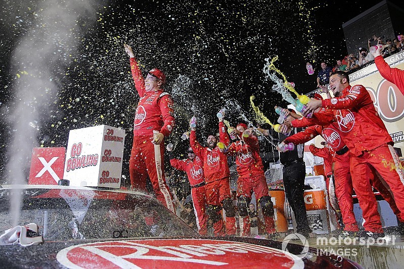 Christopher Bell beats Chastain for Xfinity win at Richmond