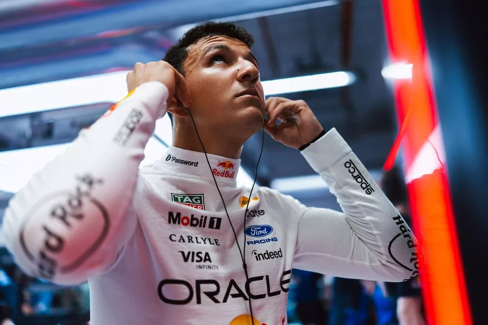 Isack Hadjar, Red Bull Racing