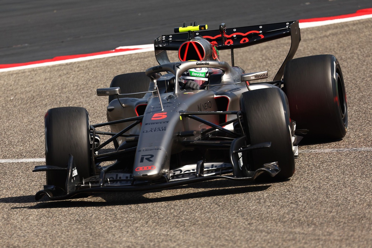 Audi crève l'écran à Bahreïn avec ses pontons radicaux