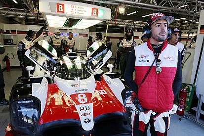 BRÉKING: Kizárták a másik Toyotát, így Alonso gépe a pole-ból indul szombaton
