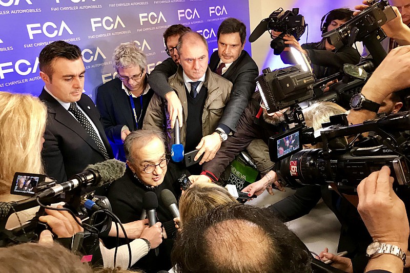 Romlott Marchionne állapota, új elnököt neveztek ki az FCA és a Ferrari élére