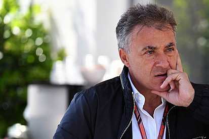 Szimulátoros eSport-akadémiát alapított Jean Alesi