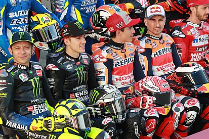 Rossi prediksi MotoGP 2019 bakal ketat