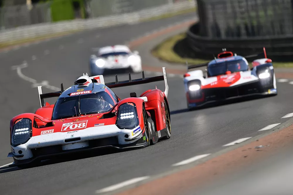 #709 Glickenhaus Racing Glickenhaus 007 LMH Hypercar, Ryan Briscoe, Richard Westbrook, Romain Dumas