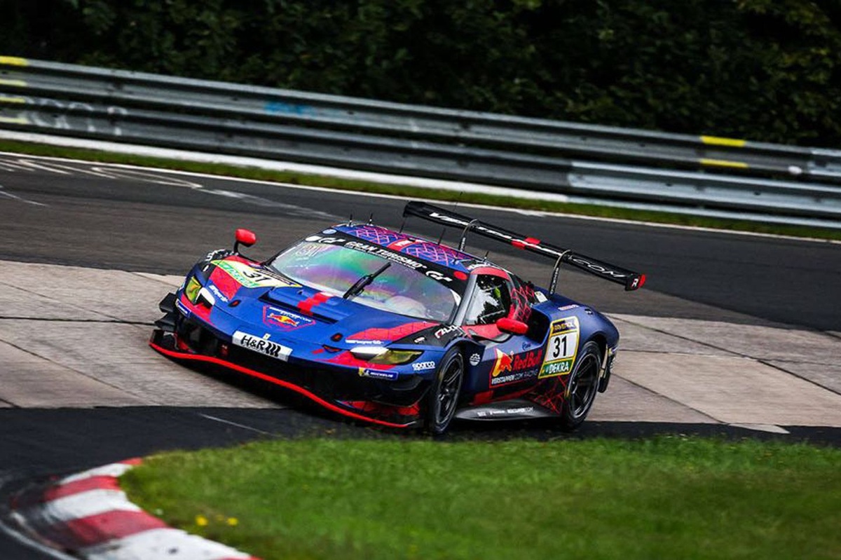 Verstappen y Lulham dominan y ganan la NLS9 en Nurburgring con Ferrari 