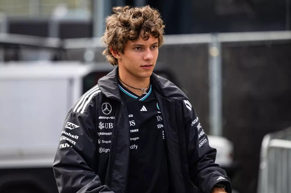 Jacques Villeneuve doubles down on Kimi Antonelli criticism: 